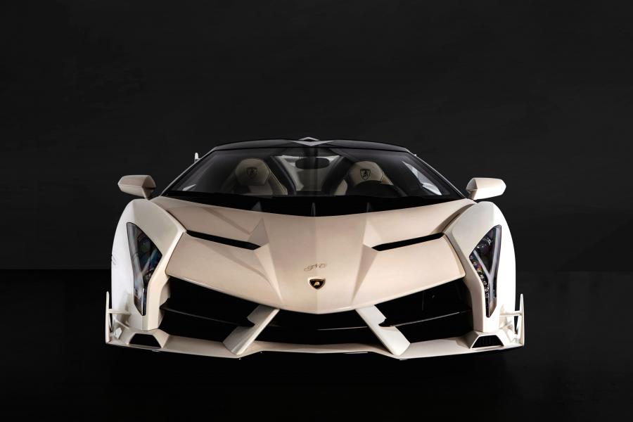  Lamborghini Veneno Roadster 2014 года  (фото 4 из 36)